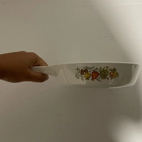 Vintage Corning Ware “Spice of Life” Skillet - Picture 3 of 10